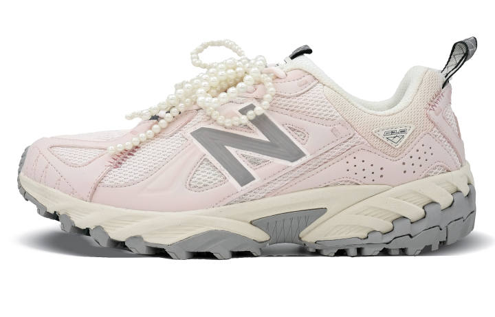 New Balance New Balance 610T Mountaineering Shoes Unisex Pink