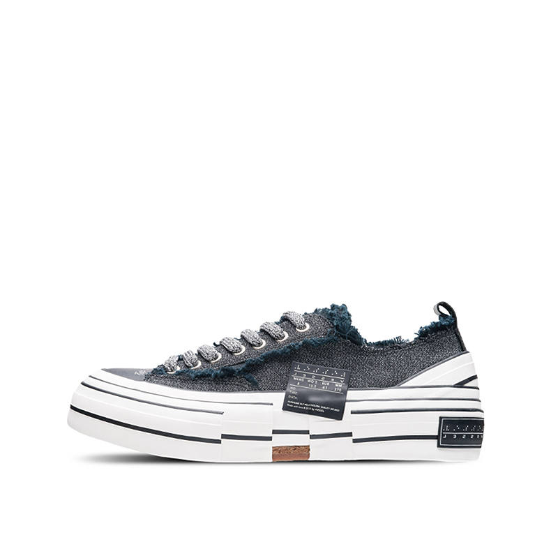 XVESSEL Rock Star 'Christmas Night' Baby's Breath Comfortable Slip Resistant, Abrasion Resistant, Lightweight Low top