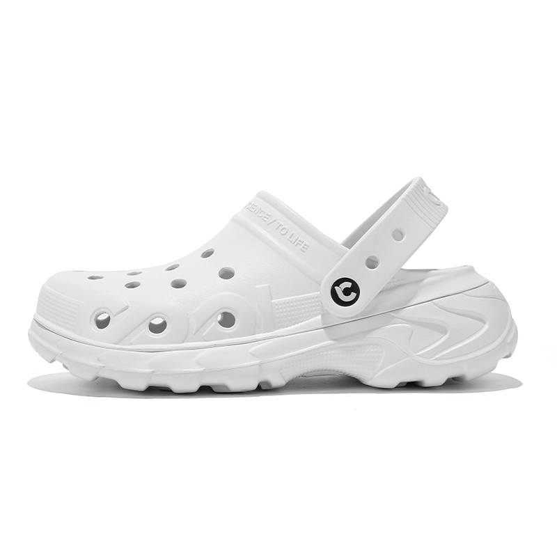 QINGKU Trendy Collection Clogs Women's Feather White
