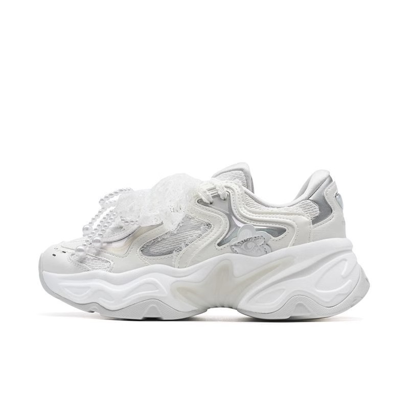 XTEP Breathable And Lightweight Low top Chunky Sneakers Women's White
