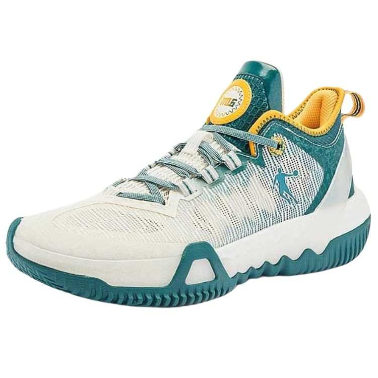 QIAODAN Polishing 6 Cushioning Slip Resistant Low top Basketball Shoes Men's White Green