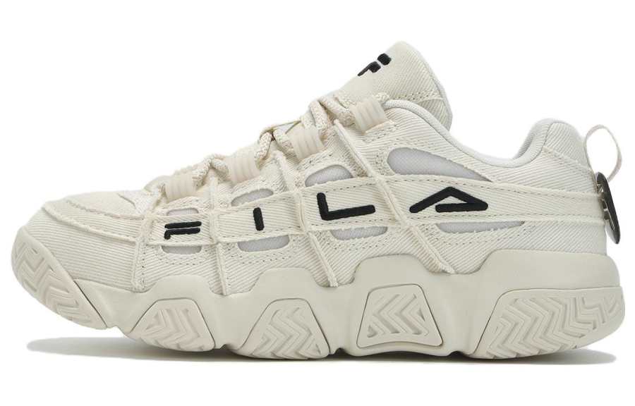 FILA FUSION Low top Vintage Basketball Shoes Women's White Black