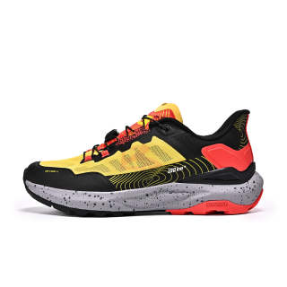 TUTU Slip Resistant Abrasion Resistant Coverage Low top Hiking Shoes Men's Bright Yellow