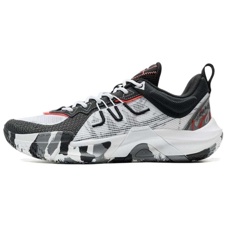 XTEP Slip Resistant Abrasion Resistant Low top Basketball Shoes Men's Black White Gray