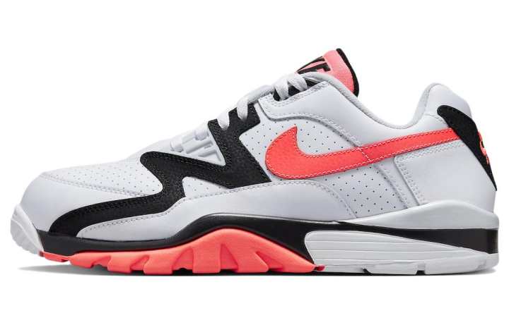 Nike Nike Air Cross Trainer 3 Low Hot Lava