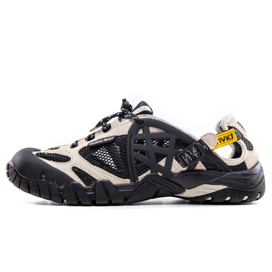 TriVict Breathable And Quick Dry Grip River Trekking Shoes Unisex Beige White Black