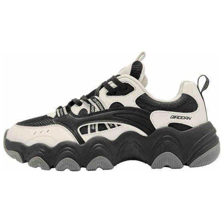 QIAODAN Slip Resistant Abrasion Resistant Low top Chunky Sneakers Women's Black Beige