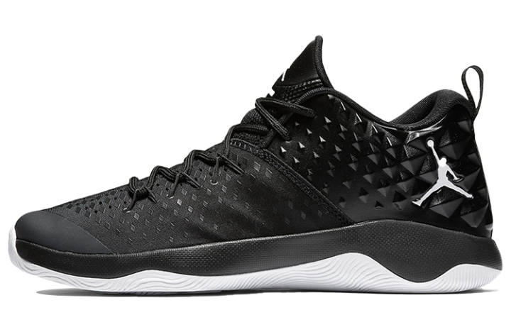 Jordan Jordan TEAM Cushioning Slip Resistant Abrasion Resistant Breathable Coverage