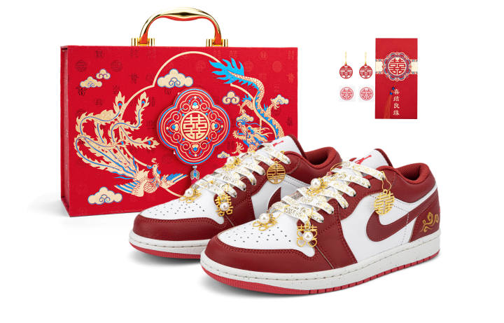 Jordan Jordan Air Jordan 1 Low top Flat Skateboard Shoes Women's Red