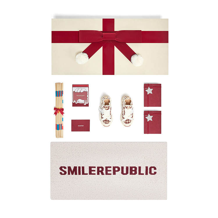 SMILEREPUBLIC Canvas Shoes Unisex Burgundy