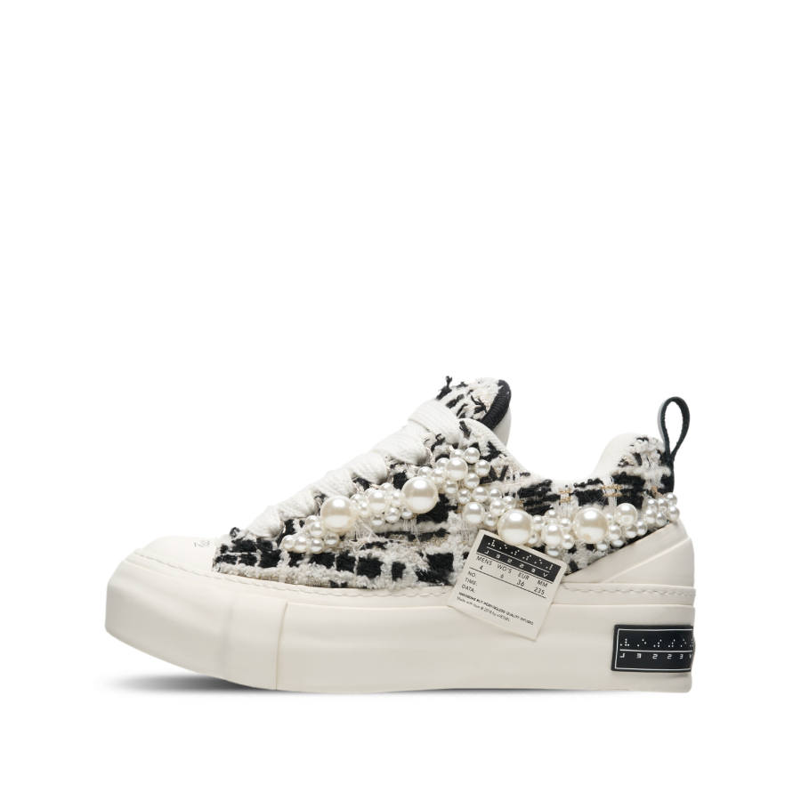 XVESSEL VESSEL Pearl Nougat, Tweed Low top Canvas Shoes Unisex Black White
