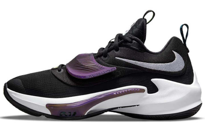 Nike Nike Freak 3 Zoom Cushioning Slip Resistant Abrasion Resistant Coverage