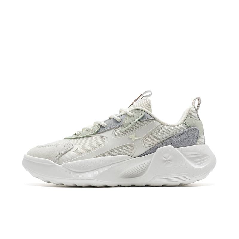 XTEP Star Meteorite Slip Resistant Abrasion Resistant Low top Chunky Sneakers Women's White Gray