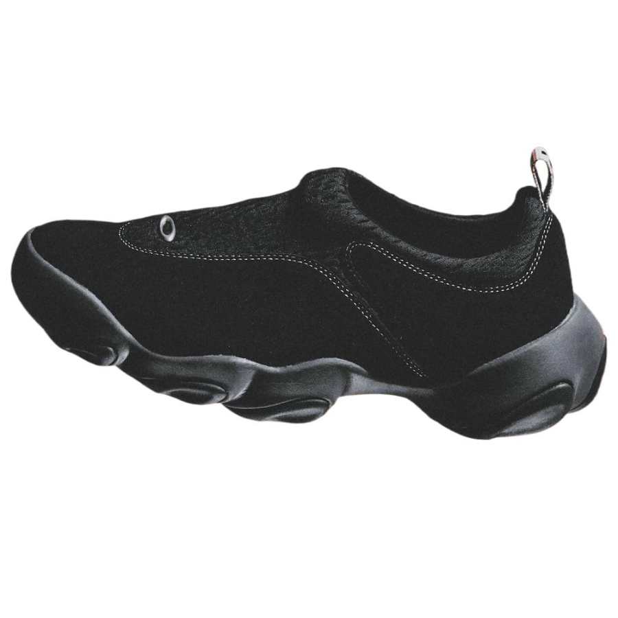 Oakley Factory Team Low top Mountaineering Shoes Unisex Black
