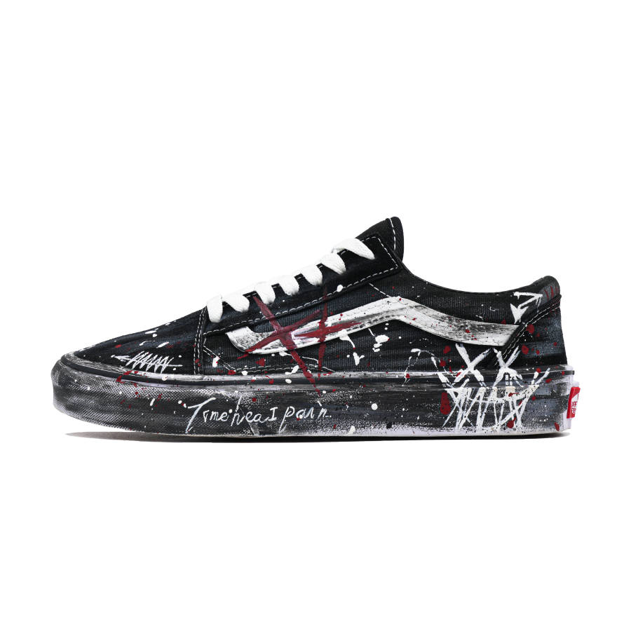 Vans Old Skool Red Charm Smiley Face Breathable Low top Canvas Shoes Unisex Black Red