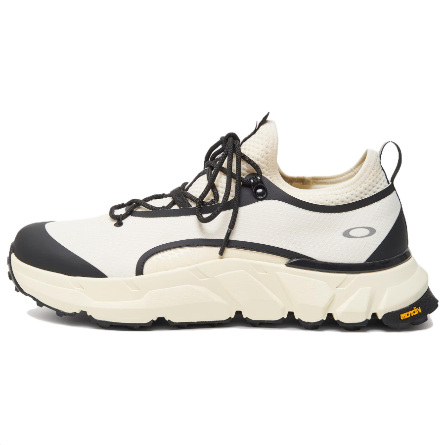 Oakley Slip Resistant Low top Hiking Shoes Men's Ecru