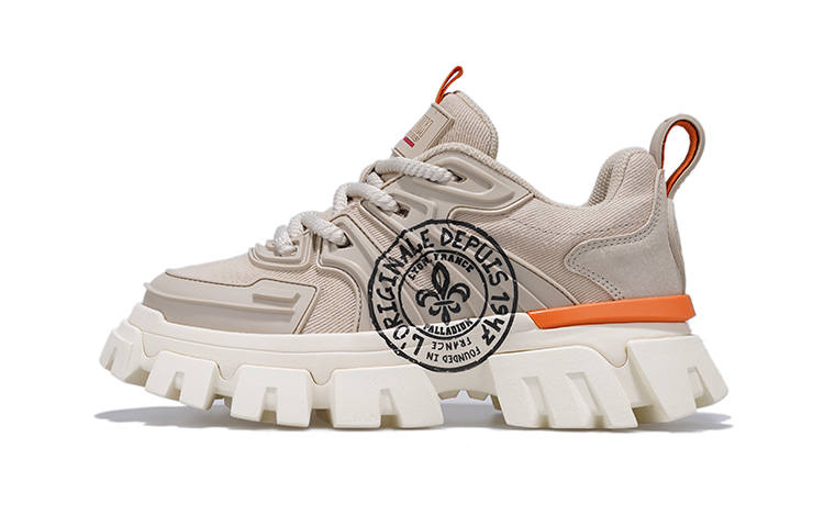 Palladium Paladin Slip Resistant Low top Chunky Sneakers Women's Beige Brown