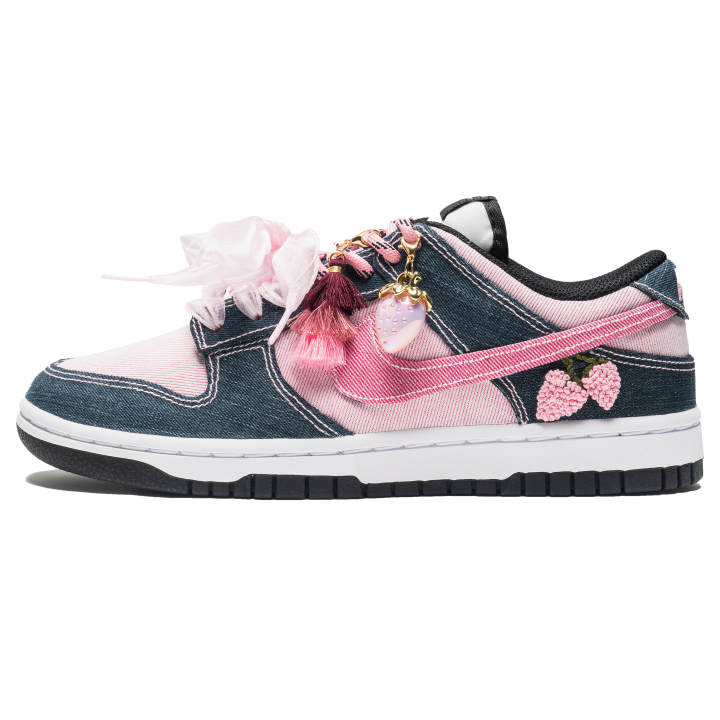 Nike Nike Dunk Low top Skateboard Shoes Women's