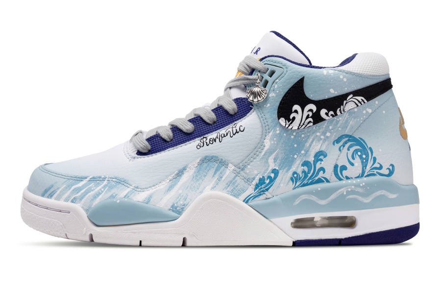 Nike Nike Flight Legacy Slip Resistant Abrasion Resistant Mid top Vintage Basketball Shoes Men's White Blue