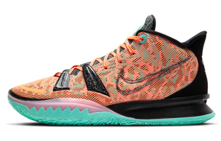 Nike Nike Kyrie 7 'Play For The Future'