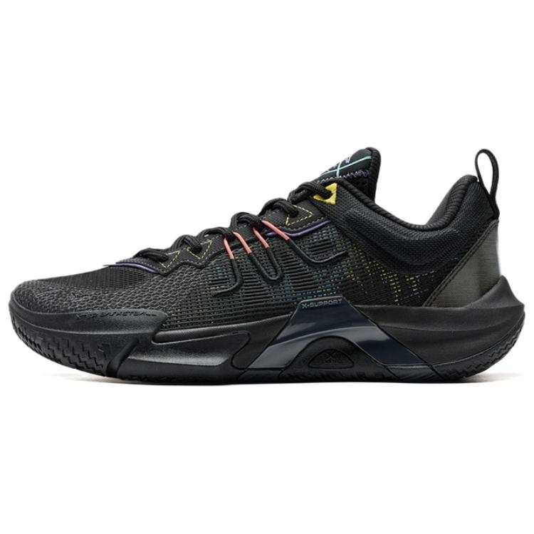 XTEP Slip Resistant Abrasion Resistant Low top Basketball Shoes Men's Black