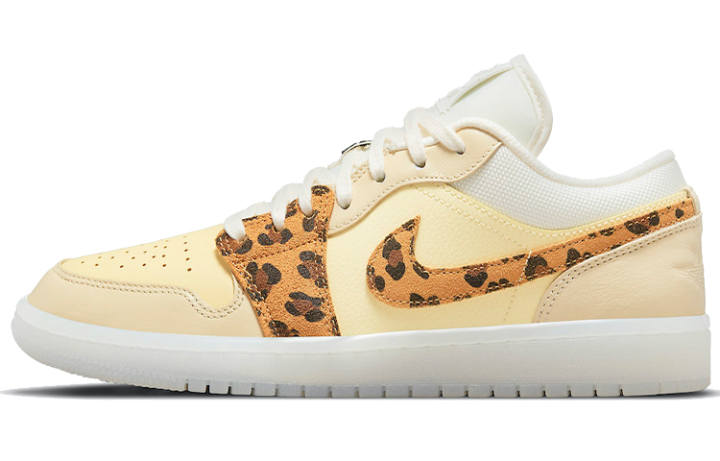Jordan Jordan 1 Low SNKRS Day Women's
