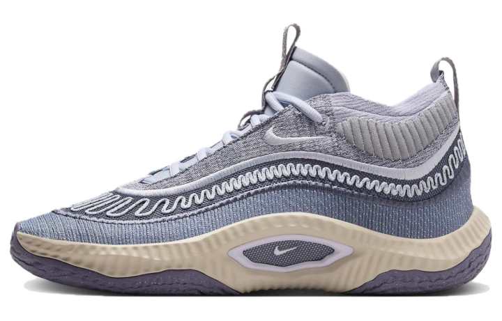 Nike Nike Cosmic Unity 3 Be True To Her School