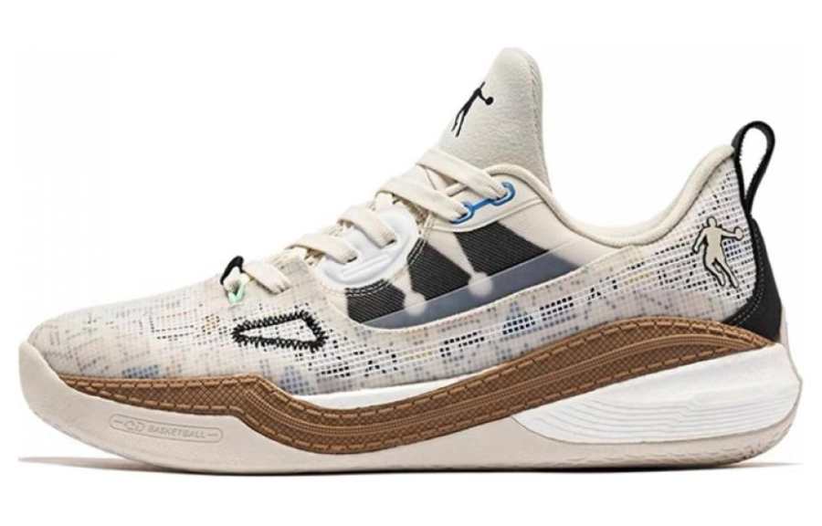 QIAODAN Puncture 6.0 PRO LOW Q KUNGFU TURBO Low top Basketball Shoes Men's White Black Brown