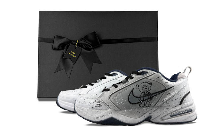 Nike Nike Air Monarch 4 Mr. Big Bear Low top Chunky Sneakers Unisex Gray White