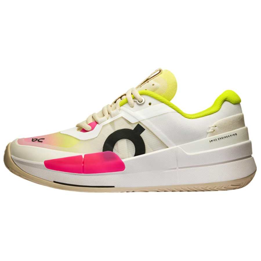 On THE ROGER Pro 2 Soft And Comfortable Low top Tennis Shoes Women's White Green