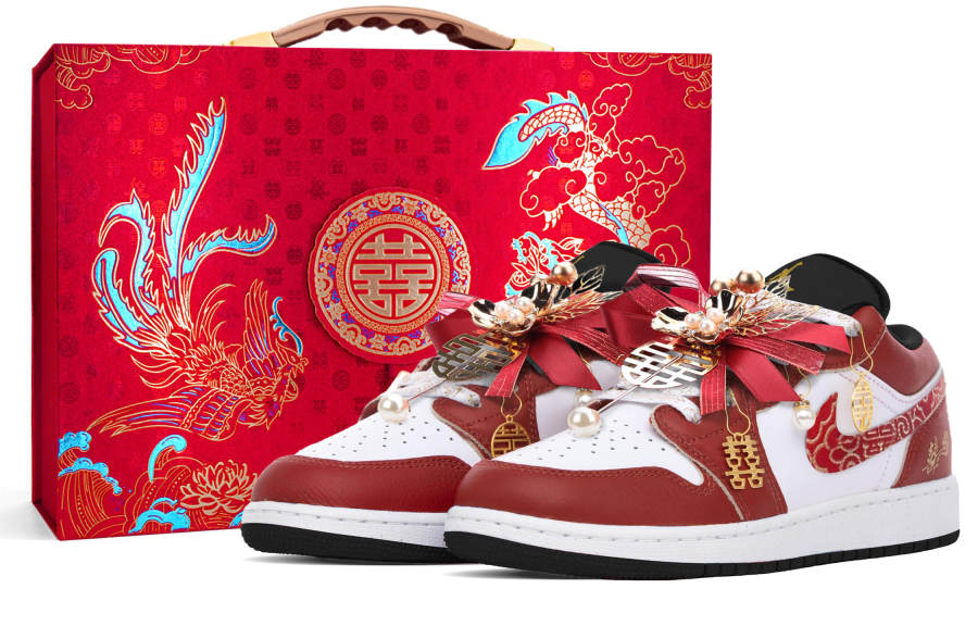 Jordan Jordan Air Jordan 1 Low top Basketball Shoes Women's Wedding Red