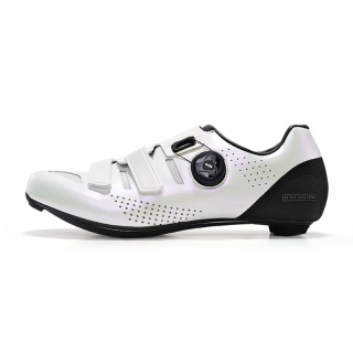 SANTIC Slip Resistant And Breathable Coverage Low top Cycling Shoes Unisex