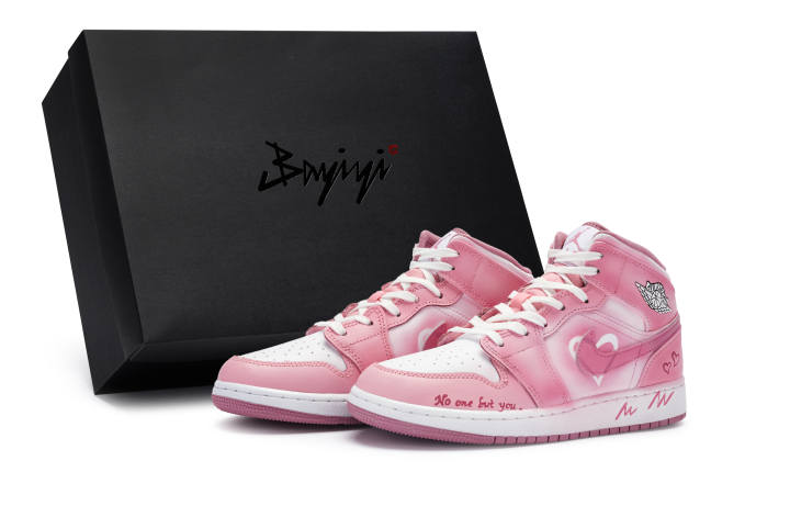 Jordan Jordan Air Jordan 1 811 Manufacturing, Love Grows Stronger, Special Shoe Box Slip Resistant Abrasion Resistant