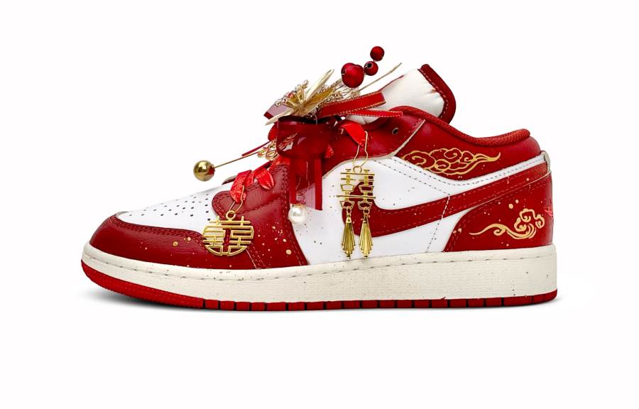 Jordan Jordan Air Jordan 1 Low top Basketball Shoes Women's Red