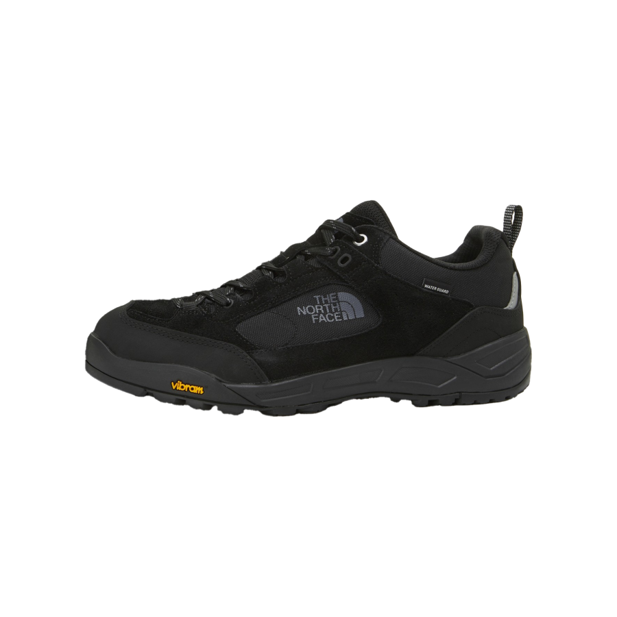 THE NORTH FACE Tracker Slip Resistant Grip Slip Resistant Grip Low top Mountaineering Shoes Unisex Black