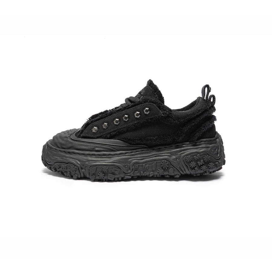 WHITE HOT WHITE HOT Canvas Shoes Unisex Black White