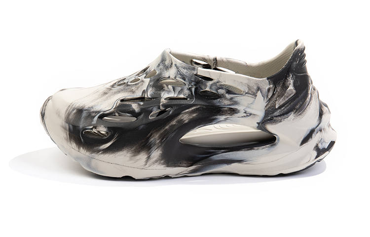 GOTO Star Dolphin EVA Clogs Unisex Traditional Chinese Painting Collection Ink Dyed