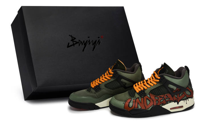 Jordan UNDEFEATED x Jordan Air Jordan 4 811 Manufacturing, Unconquerable Graffiti, Special Shoe Box Abrasion Resistant