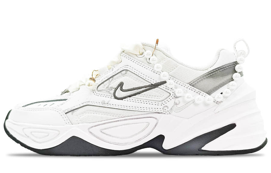 Nike Nike Leather Slip Resistant, Abrasion Resistant, Height Increasing Low top Chunky Sneakers Women's White