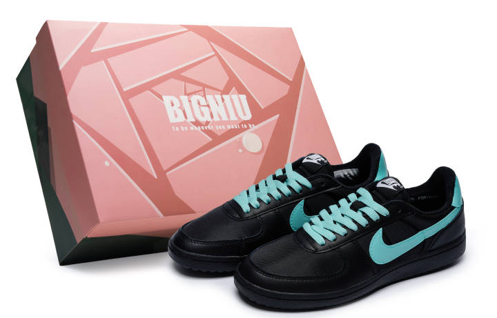 Nike Nike Field General '82 811 Manufacturing, Tiffany & Co., Special Shoe Box Slip Resistant Slip Resistant Low top