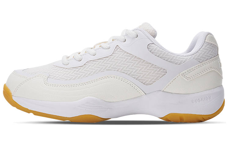 KUMPOO KHR E12 Slip Resistant Abrasion Resistant Low top Badminton Shoes Unisex Cream White