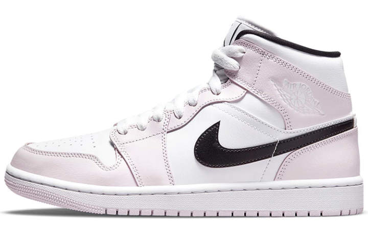 Jordan Air Jordan 1 Mid 'Barely Rose' Women's