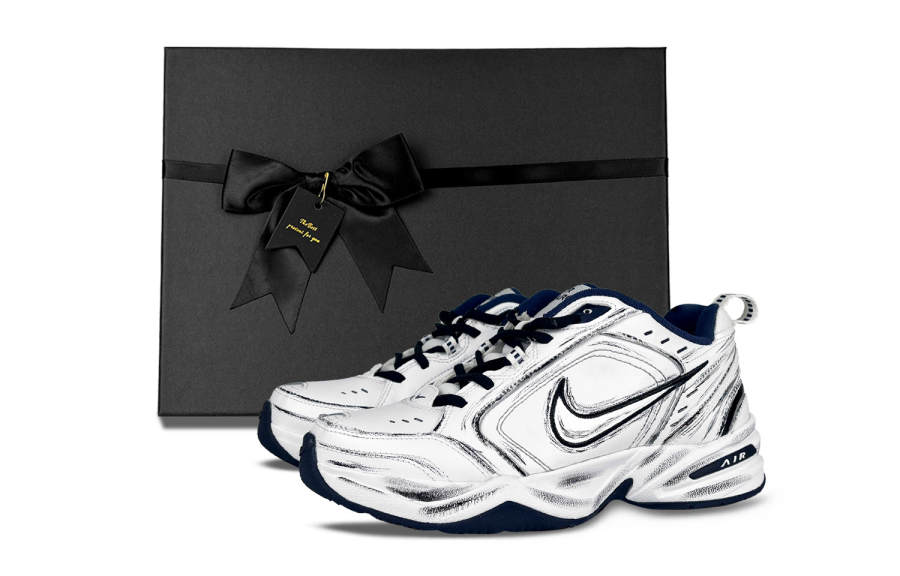Nike Nike Air Monarch 4 Lightweight Abrasion Resistant Low top Chunky Sneakers Unisex Black White