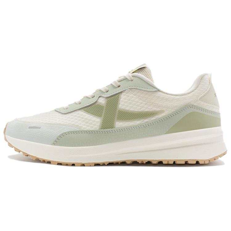 XTEP Cushioning, Wear Resistant Low top Chunky Sneakers Women's Yellow Green