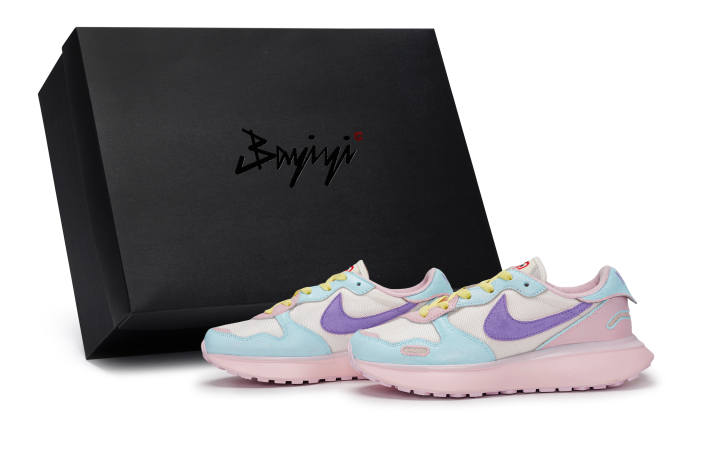 Nike Nike Phoenix Waffle Low top Running Shoes Women's Pink Blue Purple