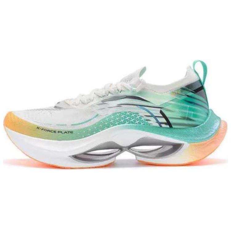 XTEP Slip Resistant Abrasion Resistant Low top Running Shoes Men's White Green