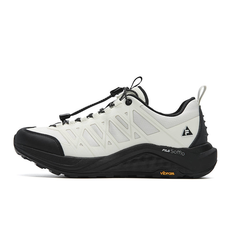 FILA WOLF 2+ Low top Outdoor Shoes Women's White Egret White