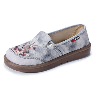 DOUBLE STAR 88 Old Beijing Cloth Shoes Women's Embroidered Slip on Flat Mom's Shoes Versatile Breathable