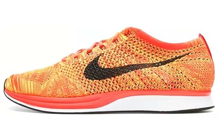 Nike Nike Flyknit Racer Bright Crimson