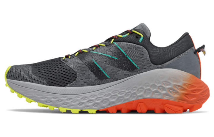 New Balance Fresh Foam More New Balance Trail v1 'Black Dark Blaze'